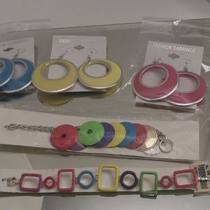 NWTS NU FREEDOM 2 BRACELETS & 4 PAIRS OF EARRINGS